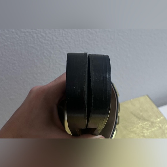 DIOR. Revolution slide - Picture 4 of 8